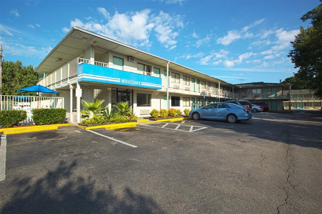 West Ashley Inn Charleston Exterior foto